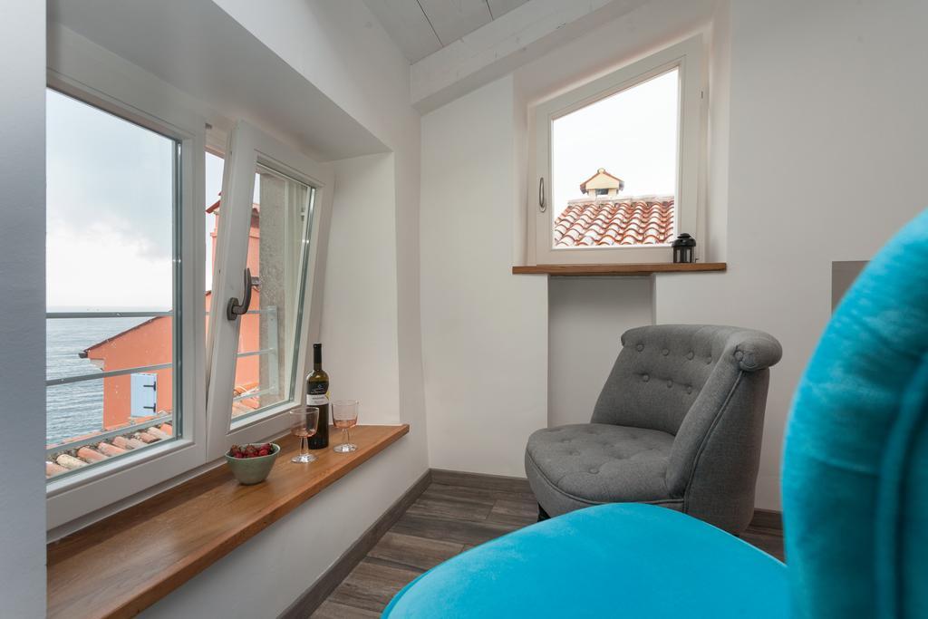 Apartments And Rooms Hey 罗维尼 外观 照片